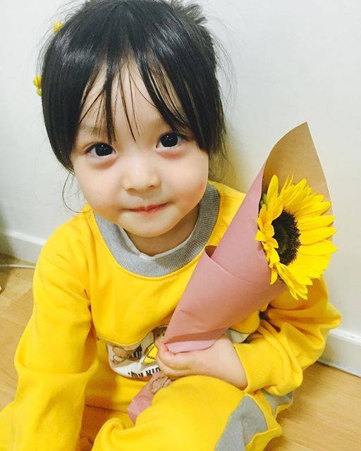 Budak korea sticker Anak Kecil