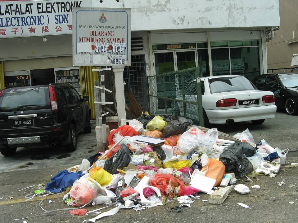 buang-sampah.jpg