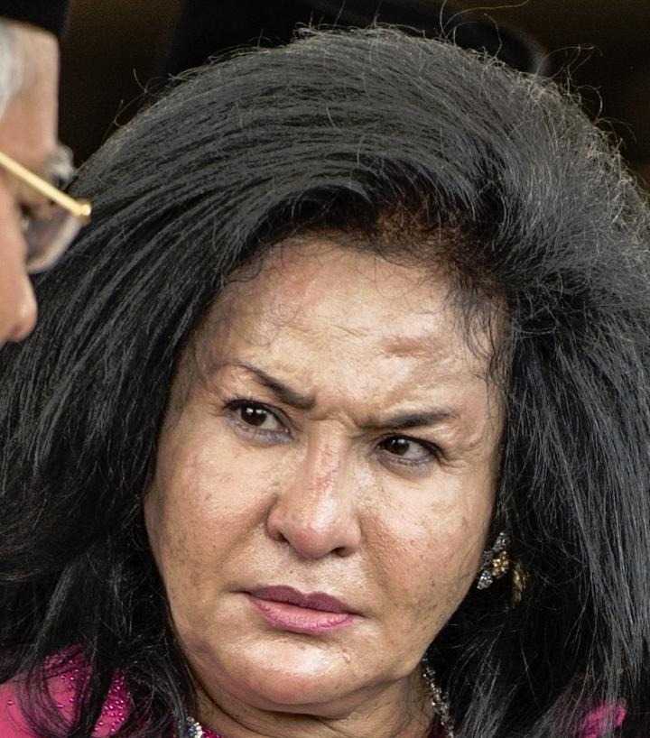 doctor-reveals-five-beauty-procedures-rosmah-may-have-done-that-distorted-her-fa.jpg