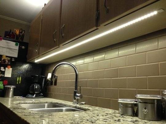 lighting-in-kitchen-cabinet-smd-3528-led-strip-lights-kitchen-led-in-under-cabin.jpg