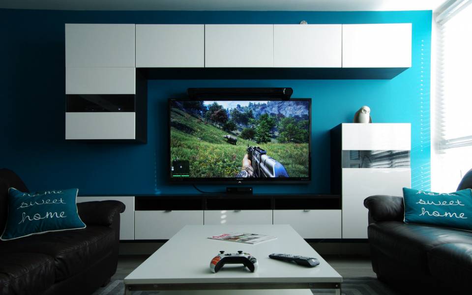 46-focal-effect-game-room-homebnc.jpg