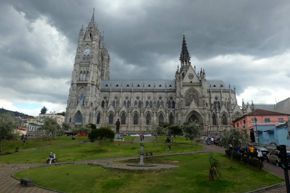 基多大教堂Basilica