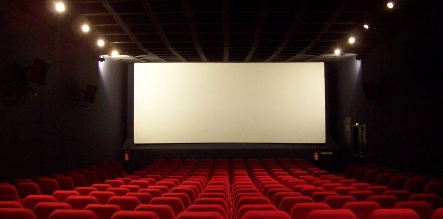 cinema-Familyandmedia-900x444.jpg