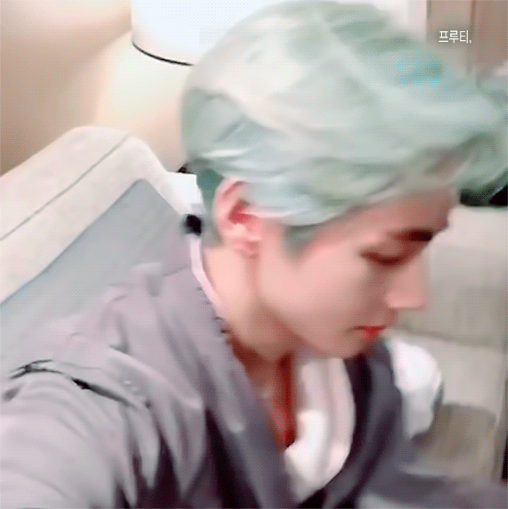看到刀没有.gif