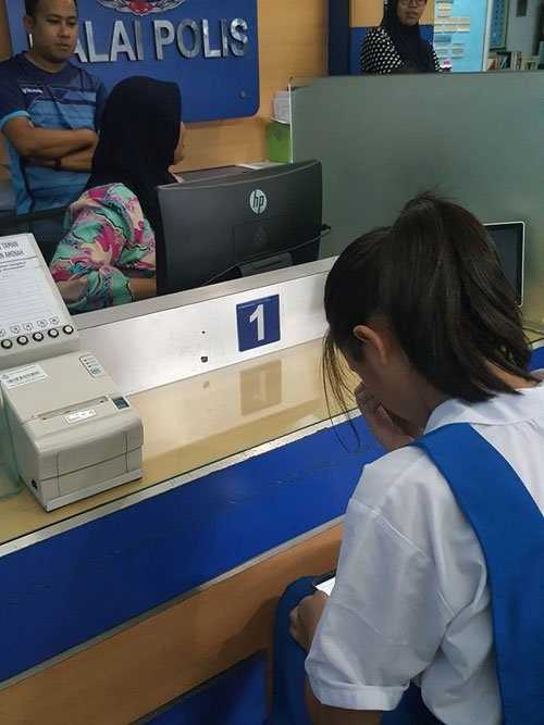 20190625CMKfb63c-Pelajar-Panggil-Cikgu-AhGua.jpg