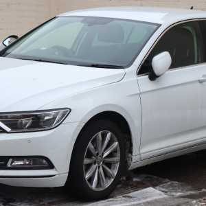 2017_Volkswagen_Passat_SE_Business_TDi_BM_2.0 (1).jpg