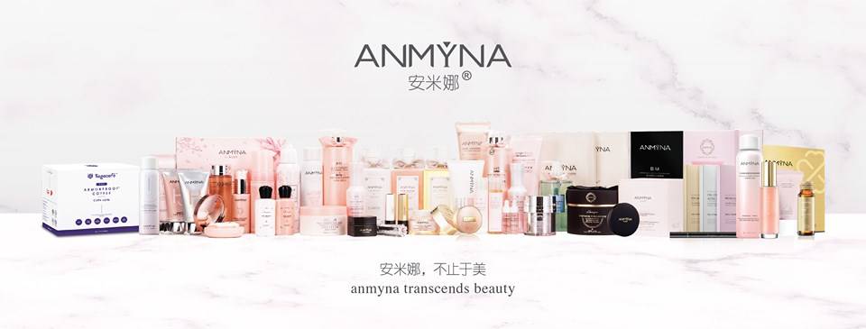 ANMYNA 全家福.jpg