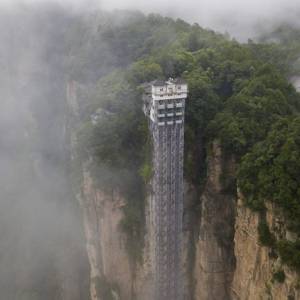 worlds-tallest-elevator-china-5.jpg