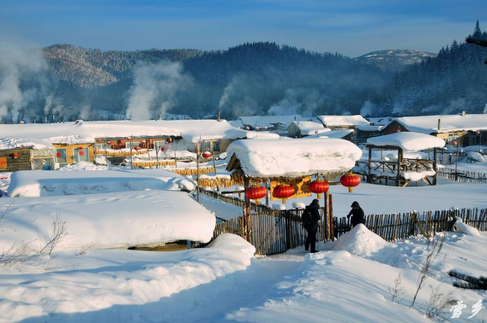 snow village 019.jpg