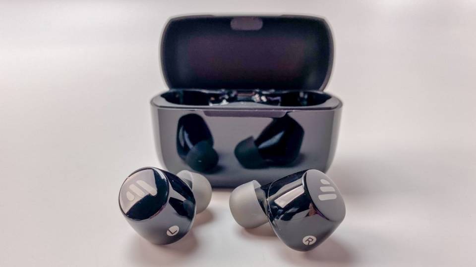 Edifier-TSW1-Earbuds-004.jpg