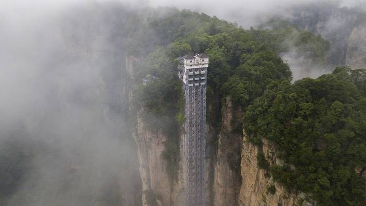 worlds-tallest-elevator-china-5.jpg