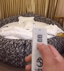7qn0009n1971pq07q35.gif