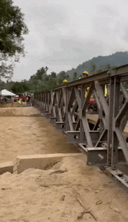 ezgif.com-gif-maker(1).gif