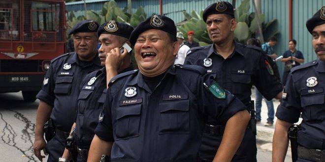 polis-ketawa.jpg