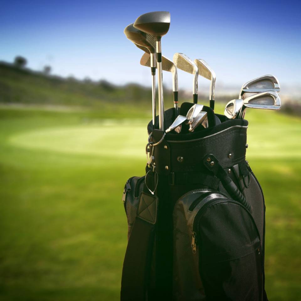 set-of-golf-clubs.jpg