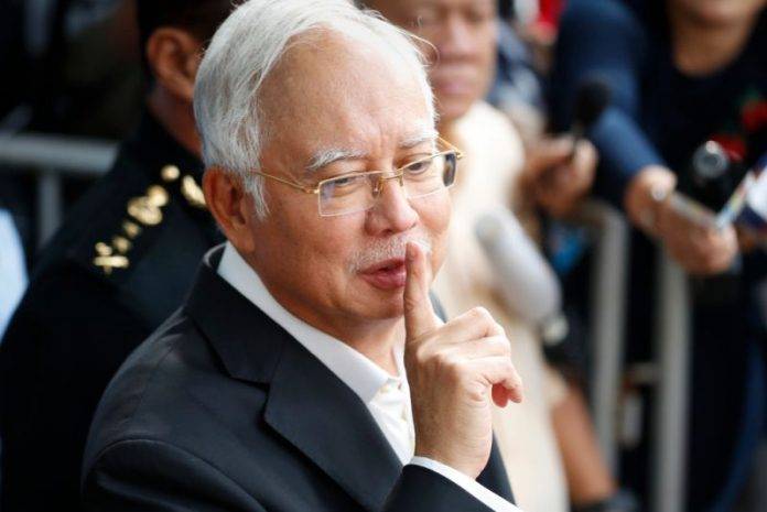 Najib-Razak-800-696x465.jpg