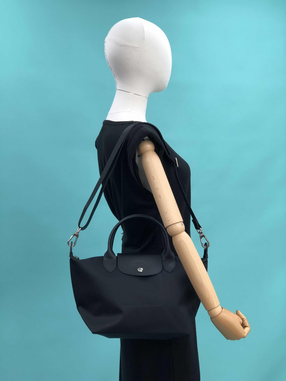 0b23f95e8c512557a1e4249fbf22b22.png