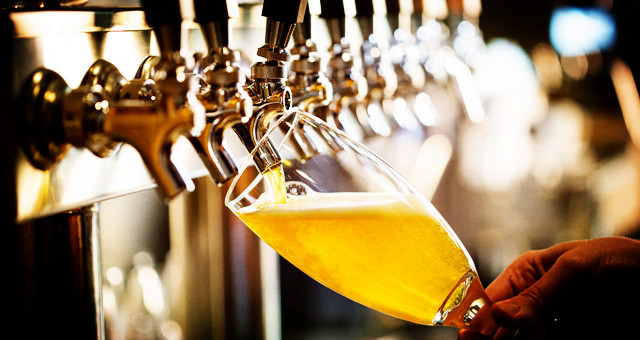 大马首间 “Beer ATM” 诞生！一卡在手，啤酒任你自行添！