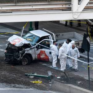 【纽约恐袭】卡车冲撞人群致8死  凶徒高喊伊斯兰口号