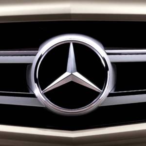 有了它，人人都能开Mercedes-Benz！