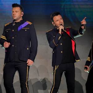 20年后或再来马开唱？！Westlife 4子大晒恩爱狂撒糖