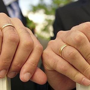 泰国 “同性婚姻合法化” 草案已通过！
