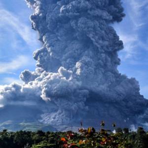 印尼北苏门答腊火山爆发，烟尘有可能会飘入大马