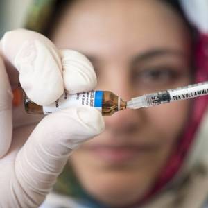 8月预料能进入复苏第二阶段  副首相:疫苗接种正面发展