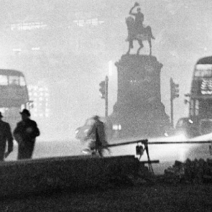 “伦敦当年雾霾发生时，盲人们给民众指路回家”这波冷历史真相，很有趣了
