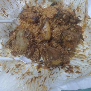 Mamak 杂饭很像大便？！男子怒：我只是拿4块羊肉，2只 sotong 就RM46？！