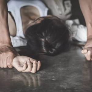 情侣被“卖猪仔”到柬埔寨亲睹活拆器官！　女友惨遭中国人强奸，不从就挨打！
