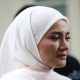 "Agak terkilan mentua tak tanya khabar saya, Fatima. Saya memang sayangkan mereka macam keluarga sendiri" - Nur Fazura