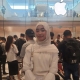 Apple fan serbu Apple TRX untuk mendapatkan iPhone 16