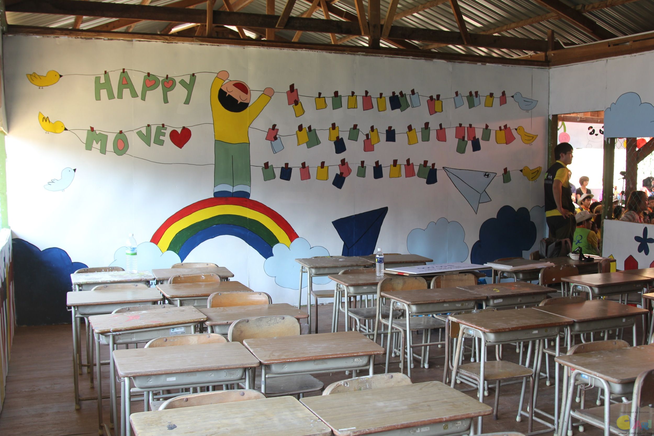 Mural Art by Happy Move Volunteers.JPG