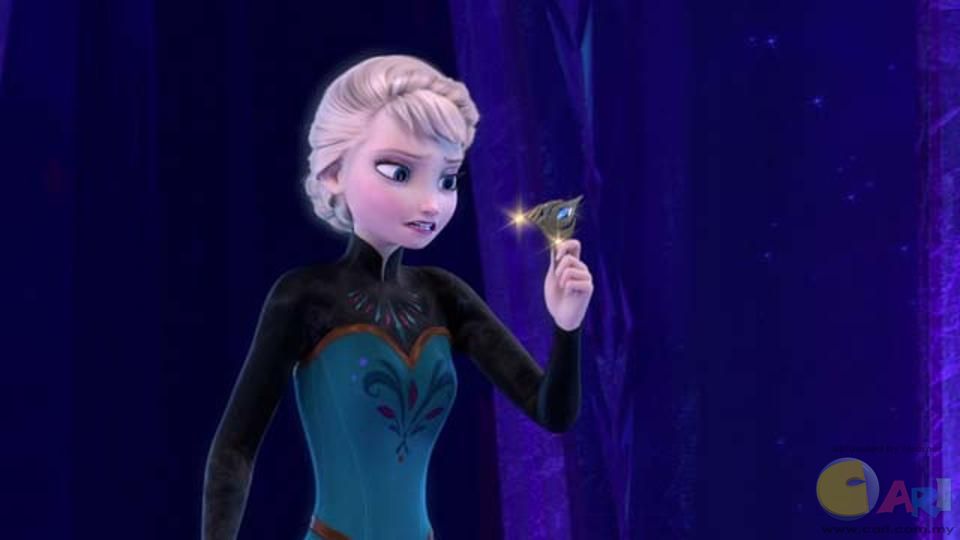 20131213_frozen_letitgoextendedclip.jpg