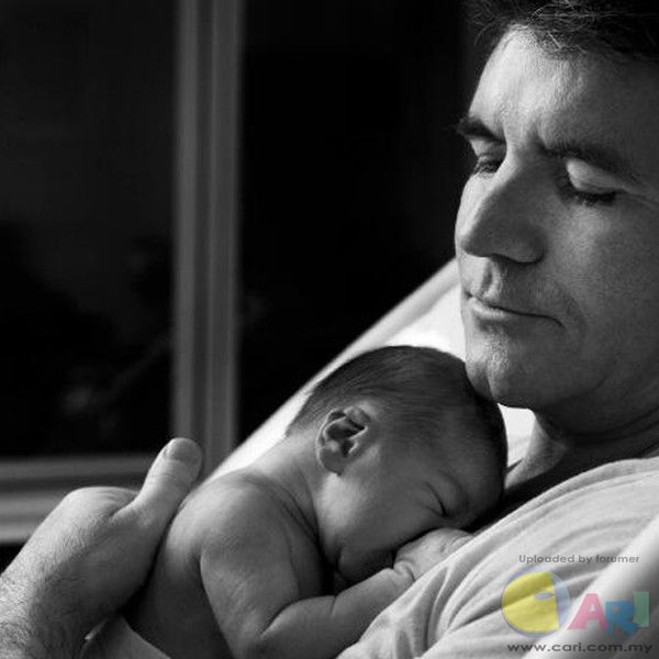 rs_600x600-140216100524-600.Simon-Cowell-Baby-Eric-Lauren-Silverman-3.jl.021614.jpg