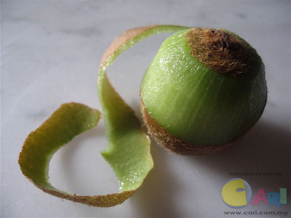 kiwi-peel.jpg