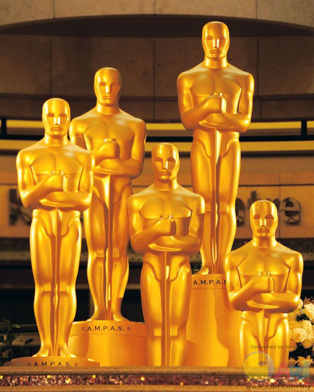 rs_634x792-140228102849-634.oscar-statues-entrance-academy-awards-022814.jpg