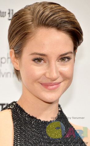 rs_293x473-131203131756-634.Shailene-Woodley-Gotham-Awards-jmd-120313.jpg