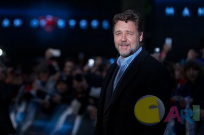 russell_crowe_20140308_840_558_100.jpg