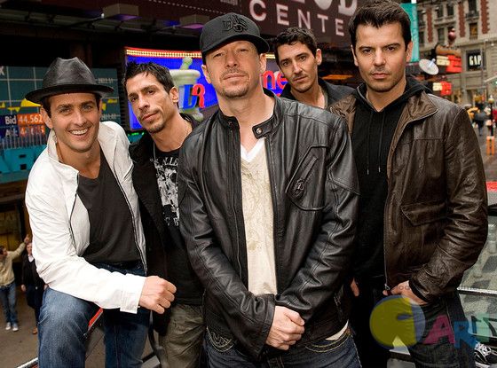 rs_560x415-130405152020-1024.nkotb.ls.4513.jpg