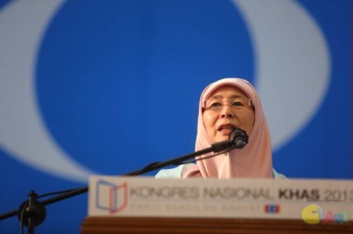 wan_azizah_wan_ismail_24112013_840_559_100.jpg