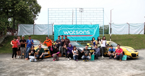 Watsons VIP members ready to take up the speed challenge.JPG