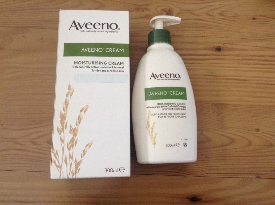 Aveeno-Moisturising-Cream-300ml-Colloidal-Oatmeal.jpg