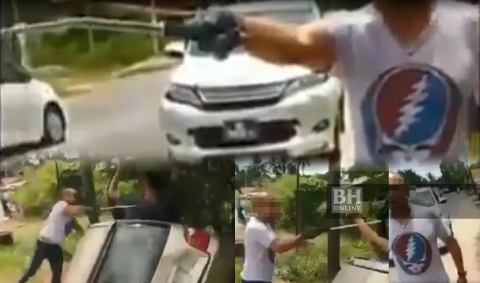 Kancil potong sayur lalu kena himpit ke longkang. Tak 