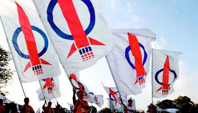 Larang semua ahli politik petik ayat al-Quran, kata pemimpin DAP