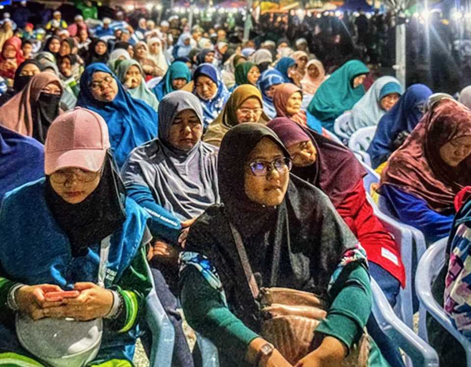 Ceramah Perikatan Nasional Dipenuhi Makcik Makcik Caridotmy 4833