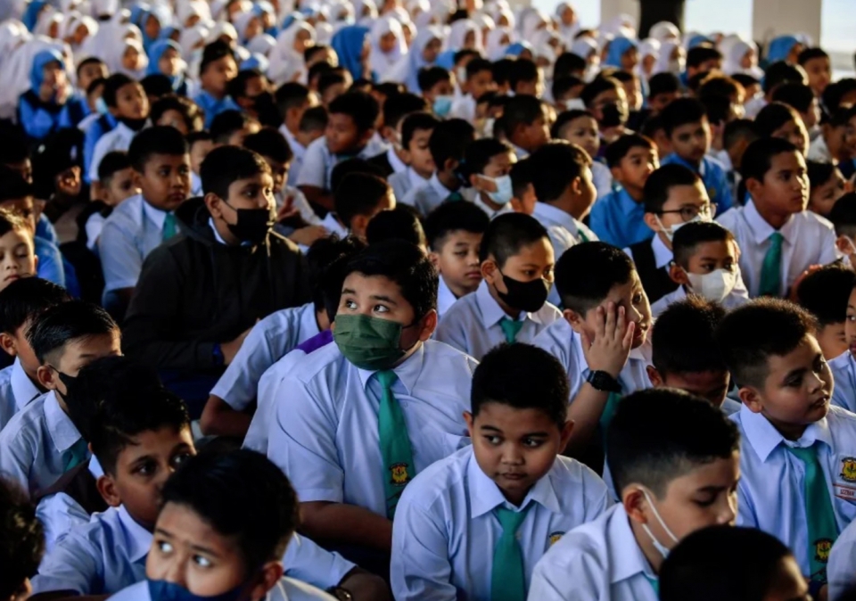 Ibu bapa diminta buat aduan jika sekolah anjur aktiviti luar ketika suhu lebih 35 Celsius