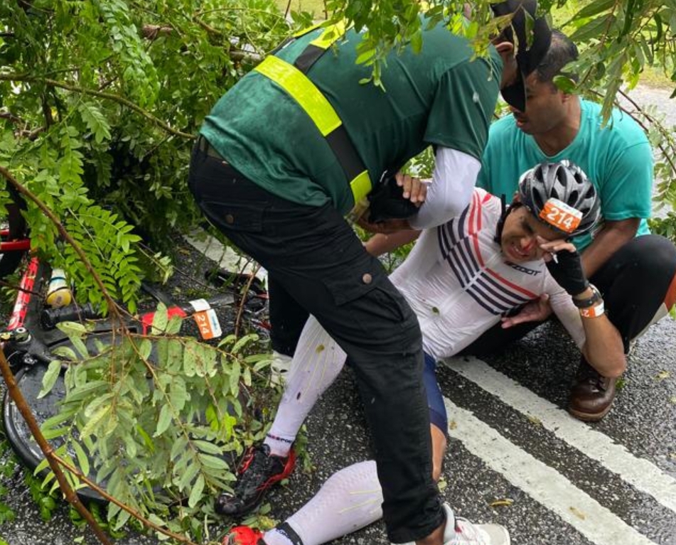 Syed Saddiq terlanggar pokok ketika acara Ironman Malaysia