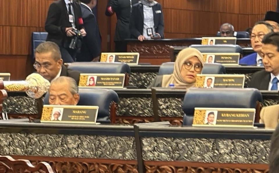 Hadi ponteng belanjawan tarik perhatian netizen, 'Tak payah lah jadi MP, letak jawatan'